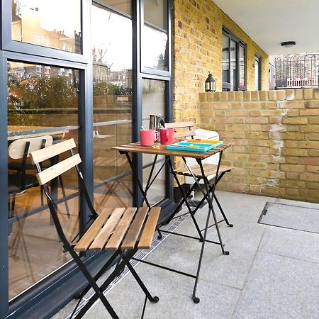 Luxury One Bedroom Greenwich Studio Apartment Near Canary Wharf By Underthedoormat Лондон Екстериор снимка