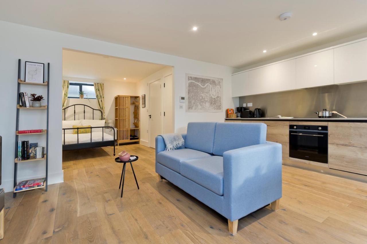 Luxury One Bedroom Greenwich Studio Apartment Near Canary Wharf By Underthedoormat Лондон Екстериор снимка