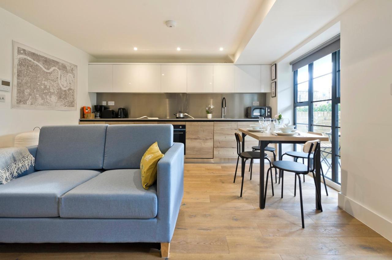 Luxury One Bedroom Greenwich Studio Apartment Near Canary Wharf By Underthedoormat Лондон Екстериор снимка