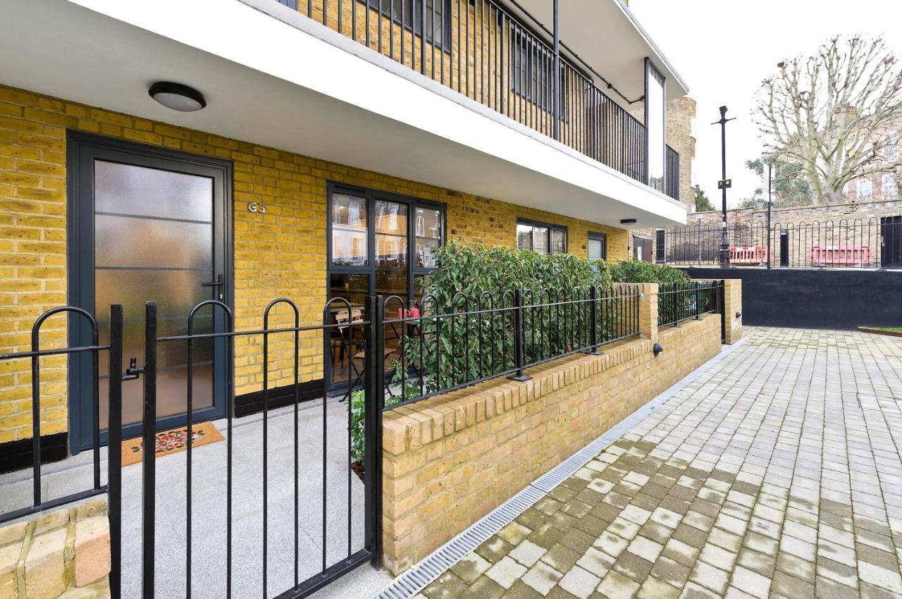 Luxury One Bedroom Greenwich Studio Apartment Near Canary Wharf By Underthedoormat Лондон Екстериор снимка