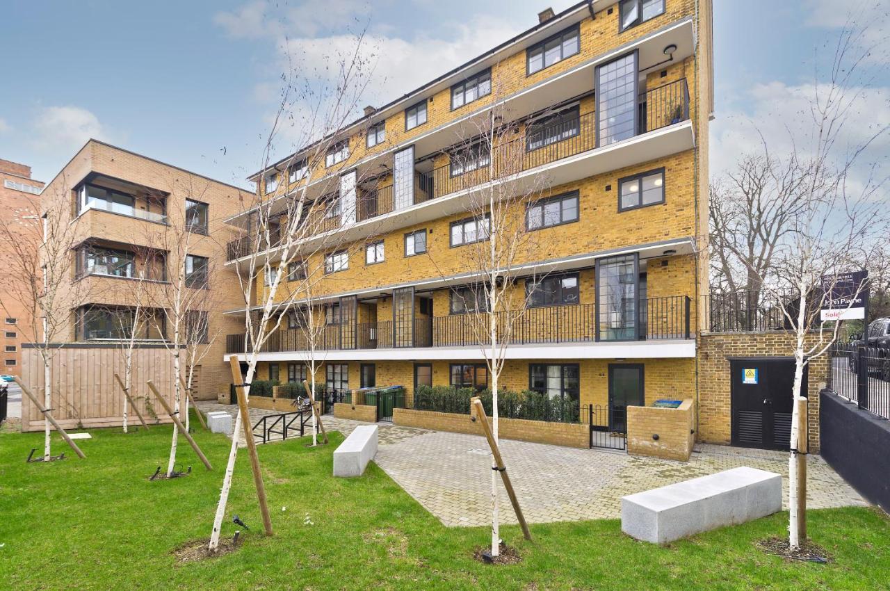 Luxury One Bedroom Greenwich Studio Apartment Near Canary Wharf By Underthedoormat Лондон Екстериор снимка