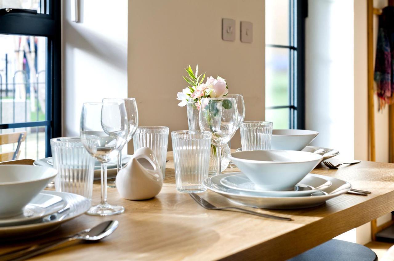 Luxury One Bedroom Greenwich Studio Apartment Near Canary Wharf By Underthedoormat Лондон Екстериор снимка
